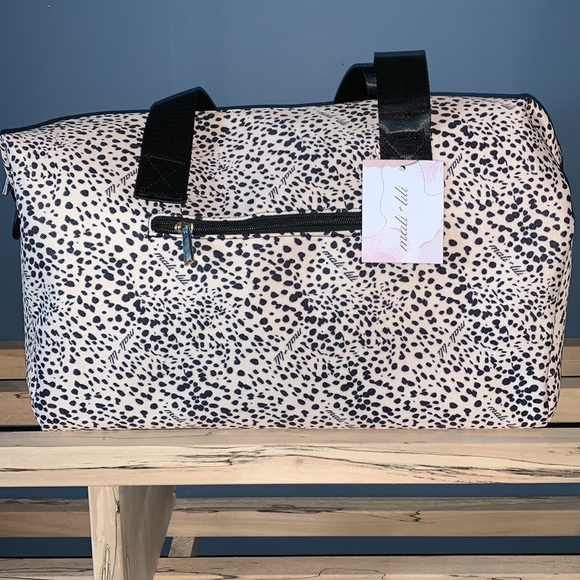 Weekend bag Cream and black print weekender bag by Mali + Lili - Picture 3 of 9